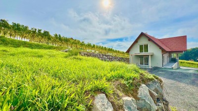 3-Zimmer Dachgeschosswohnung inmitten der Weinberge von Klöch - Erstbezug!