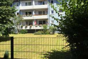2,5 Raum Wohnung 6-Familienhaus Südbalkon zu vermieten