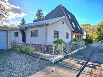 Sanierungsbedürftiges Einfamilienhaus in Horrem!