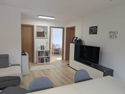 Weinsberg - Helle 3-Zimmer-Eigentumswohnung im 2. OG mit Balkon, Einbauküche und TG-Stellplatz