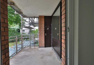 Schöne helle Wohnung im EG mit Balkon und Stellplatz!