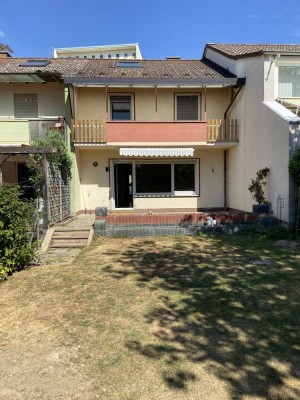 ***NÄHE BASF-EINZIEHEN WOHLFÜHLEN!*** AUSBAUFÄHIGES REIHENHAUS IN BEGEHRTER LAGE