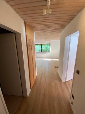 Stilvolle, modernisierte 2-Raum-DG-Wohnung in bester Lage von Braunschweig