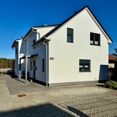 Geräumiges, preiswertes und neuwertiges 8-Zimmer-Mehrfamilienhaus mit geh. Innenausstattung