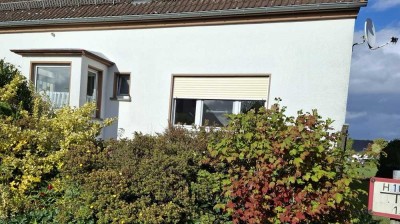 Freundliche 3-Zimmer-Erdgeschosswohnung mit Terrasse und EBK in Berndorf