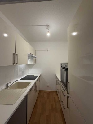 Frisch für Sie saniert - Modernes Wohnen mit ebenerdiger Dusche, Einbauküche, Erdgeschoss