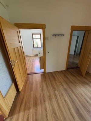 Schöne helle 2R-Wohnung sucht Sie!