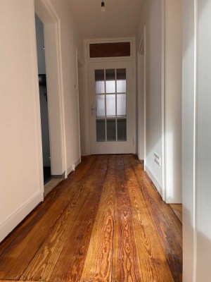 Wunderschöne, helle 3-Zimmer-Altbauwohnung mit kleinem Balkon in zentraler Lage in Freudenstadt