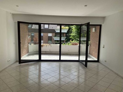Frisch modernisierte 3-Raum-Wohnung mit Balkon und TG-Stellplatz