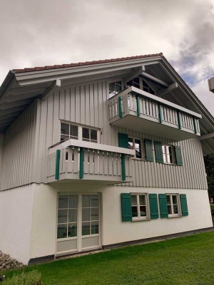 Schöne 2-Zimmerwohnung mit zwei Balkonen in Alpseenähe