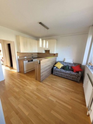 Perfectly connected 2-room-flat, close to University, furnished