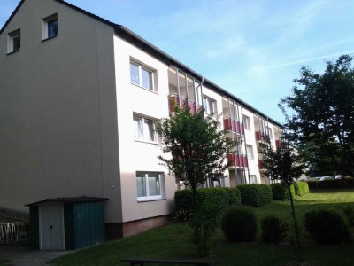 Besichtigung  Do.. 24.07. modernisierte EG  Wohnung mit Terrasse -Blick ins Grüne