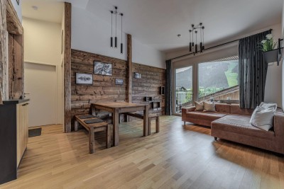 „Smart Living“ – Dachgeschosswohnung in Brixen