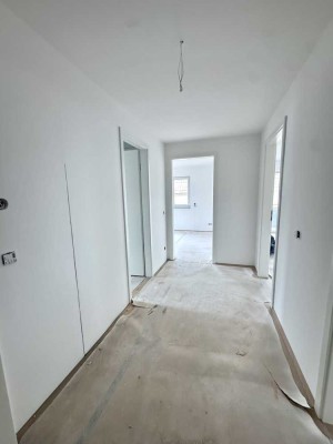 ***Erstbezug - 3-ZKB - Balkon - STP***