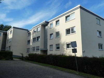 Gepflegte + schöne Wohnung mit großer Loggia - Hochparterre - Dortmund-Neuasseln
