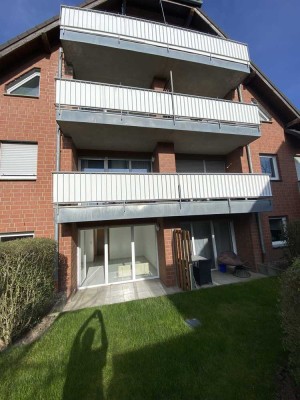 Schönes 1,5 Zimmer Apartment mit Sonnenterrasse, Einbauküche und TG-Platz ! Frei zur Selbstnutzung.