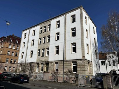 ruhig und gut geschnitten, 4 Zimmer Altbauwohnung in St. Johannis