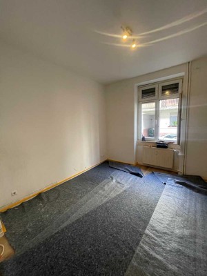 Kleine 2 Zimmerwohnung ab sofort zu vermieten