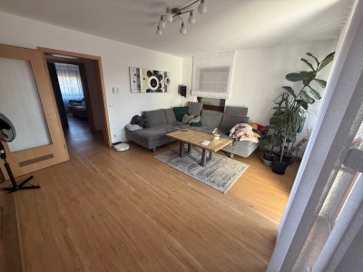 Sanierte 4 Zimmer Küche Bad Balkon