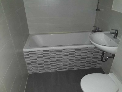 Kleine 3-Raum-Wohnung in der Kustrenaer Straße im 5. Geschoss