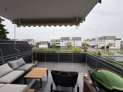 Helle moderne 3 Zimmer Wohnung mit TG