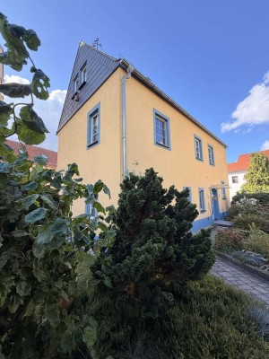 Kleine Oase im Herzen von Altkötzschenbroda - charmantes Einfamilienhaus