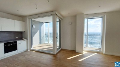 Modernes Wohnen mit Pool &amp; Sauna – TOWER HOMES