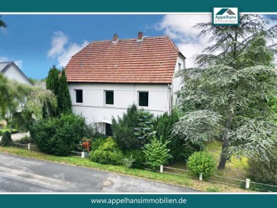 Solide Basis für Ihr Projekt: Haus mit Garten und viel Freiraum!