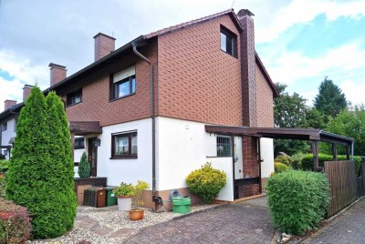 Eigennutzer aufgepasst!
Sofort bezugsfreies Reihenendhaus mit großem Garten, Garage und Carport