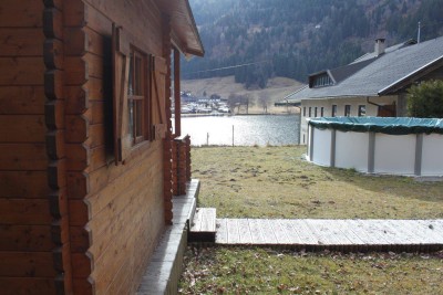 Großzügige Liegenschaft am Afritzer See mit direktem Seezugang und 180°-Panoramablick – ca. 4.600 m² Grundstück