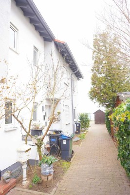 Braunshardt...Sanierte Reihenhaus zum Sofortbezug...