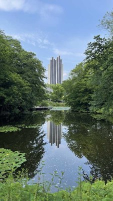 *** DISKRETE VERMARKTUNG - Hochwertige 4 Zimmer-Wohnung mit Fahrstuhl und TG in HH-Sasel ***