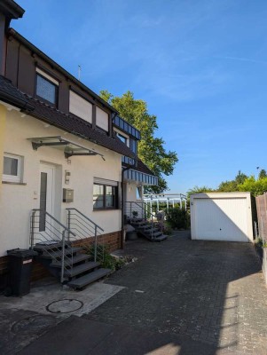 Modernisiertes Reihenmittelhaus mit 5 Zimmern in Ostfildern