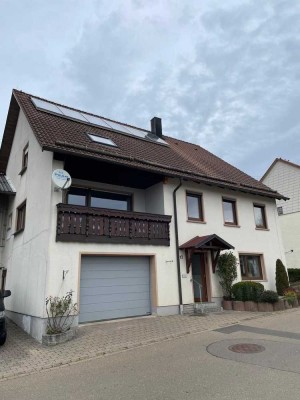 EFH in Ortsmitte Treffelhausen zu vermieten!