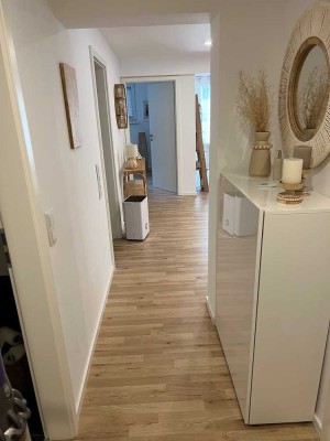 Neuwertige helle Souterrain–Wohnung im Mannheimer Norden