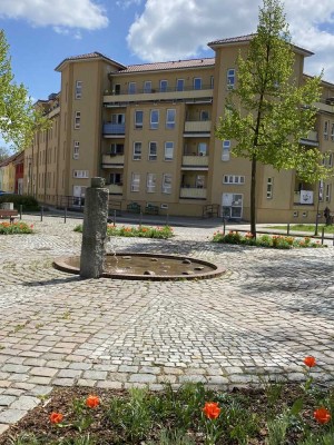 Schöne 1-Raum-Wohnung mit Balkon und Fahrstuhl