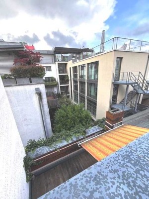 Besondere 2 Zimmer Maisonette Terrassenwohnung im Herzen von Köln