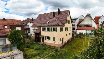 Hier dürfen Sie ran! Sanierungsbedürftiges Haus mit Scheuer