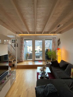 Attraktive 2,5-Zimmer Wohnung mit Balkon im 5. OG in Aachen Innenstadt