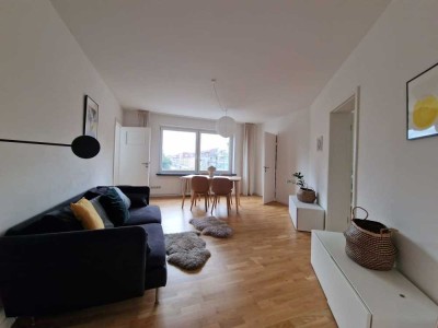 *5 Min. zur Alster - zur City*
*Modernisiert und top geschnitten - 3,5 Zi. Hohenfelde*