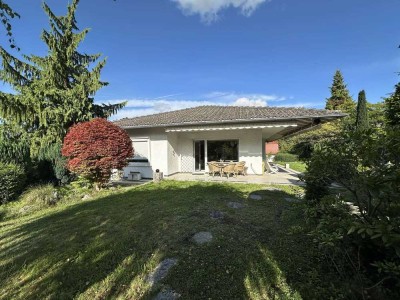 Gepflegtes Einfamilienhaus mit 7 Zimmern und japanischem Garten auf 747 m² Grundstück