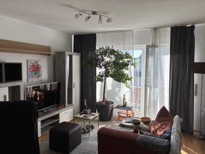 Stilvolle, geräumige und neuwertige 1-Zimmer-Wohnung mit Balkon und EBK in Pfedelbach