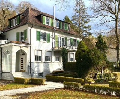 EG-Wohnung in Aidlinger Villa