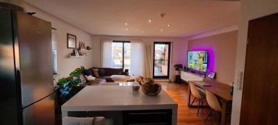 Helle 2-Zimmerwohnung mit großer Terrasse