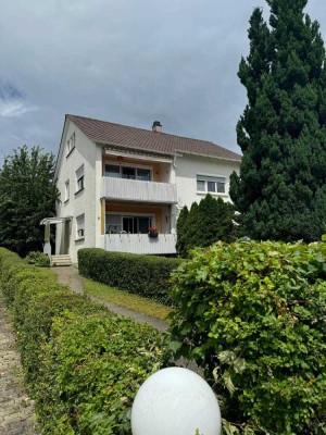 Mozartstraße, neben Hochschule 6-Zimmer-Mehrfamilienhaus in Aalen Wohnfläche 160qm Nutzfläche 110qm