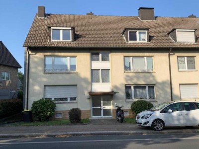 *** gut geschnittene 2-Raum-Wohnung | Tageslicht-Duschbad | Parkett im Wohnzimmer ***