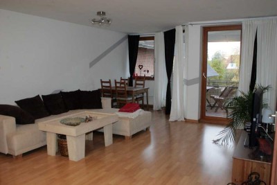 3-Zimmer Wohnung m. überd. Balkon