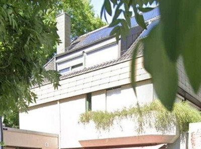 Interessantes Wohn- und Geschäftshaus direkt am Hedelfinger Platz!