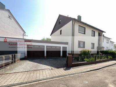 Großzügiges Zweifamilienhaus mit Garten, Balkon, ausgebautem DG in ruhiger Lage von Rastatt