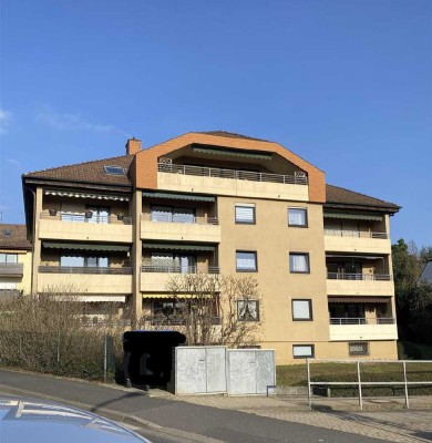 Stilvolle Top-Floor-Wohnung mit Penthouse- Flair für den gehobenen Wohnanspruch im Herzen von